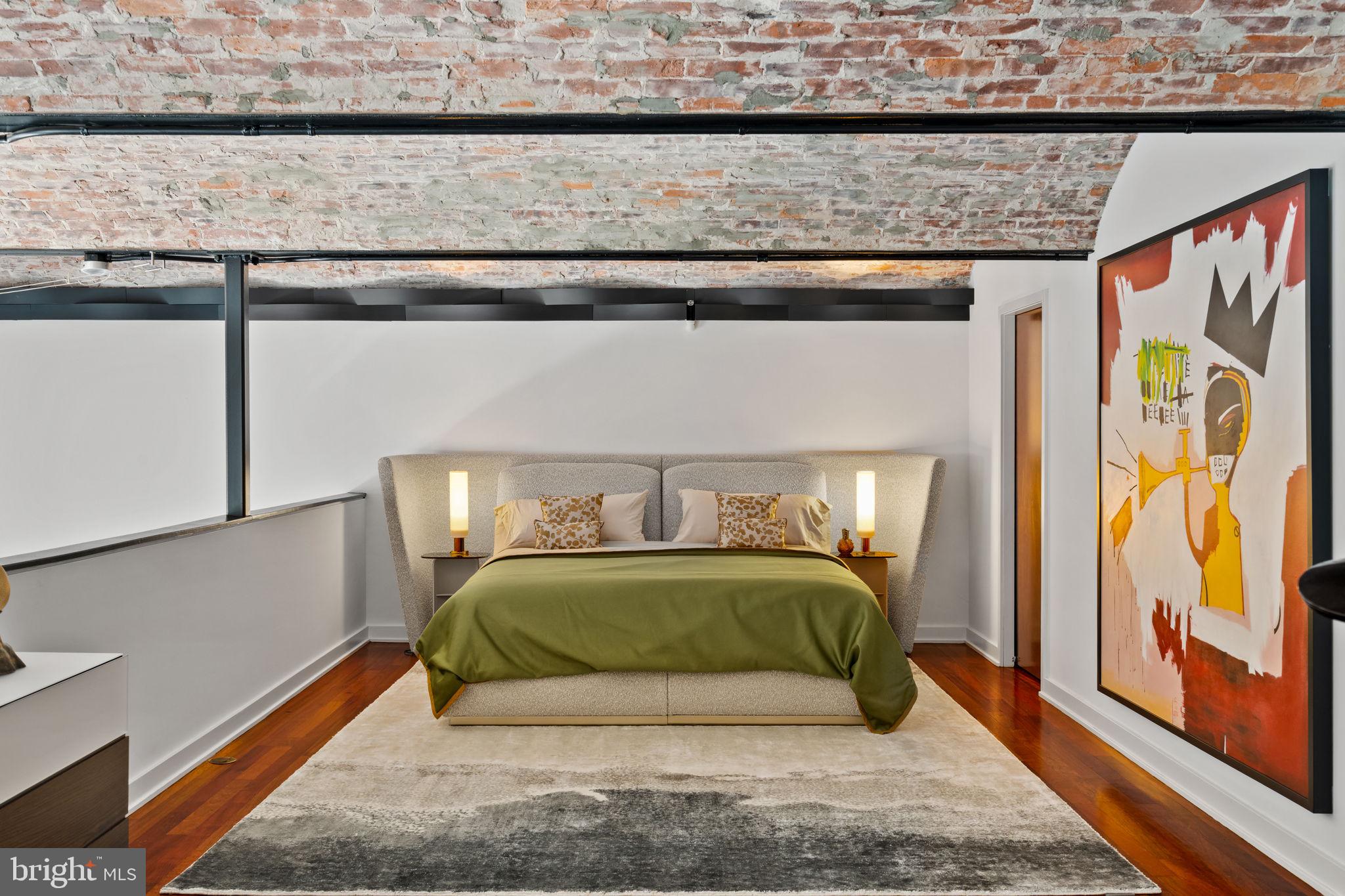 WASHINGTON SQ WEST - Residential