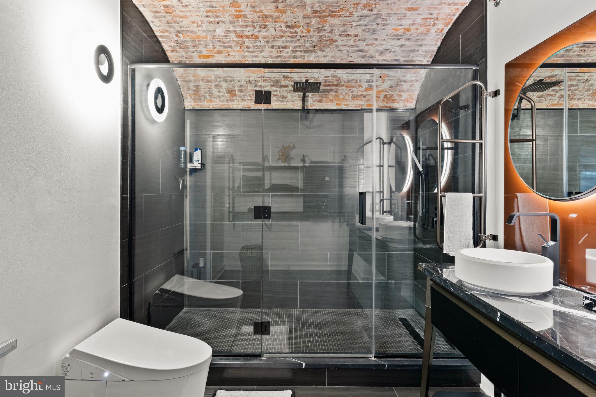 WASHINGTON SQ WEST - Residential
