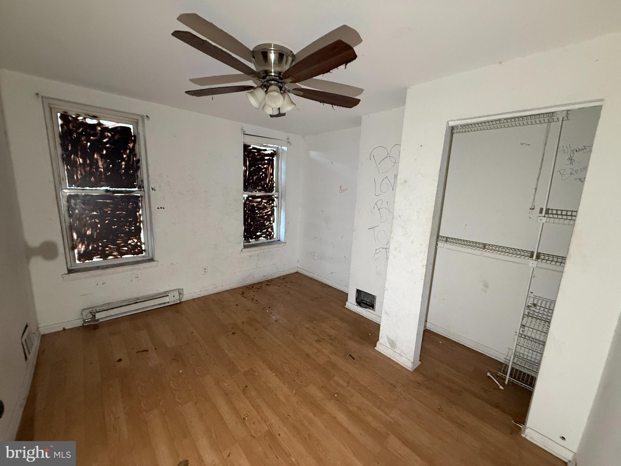 219 N MONTFORD AVENUE