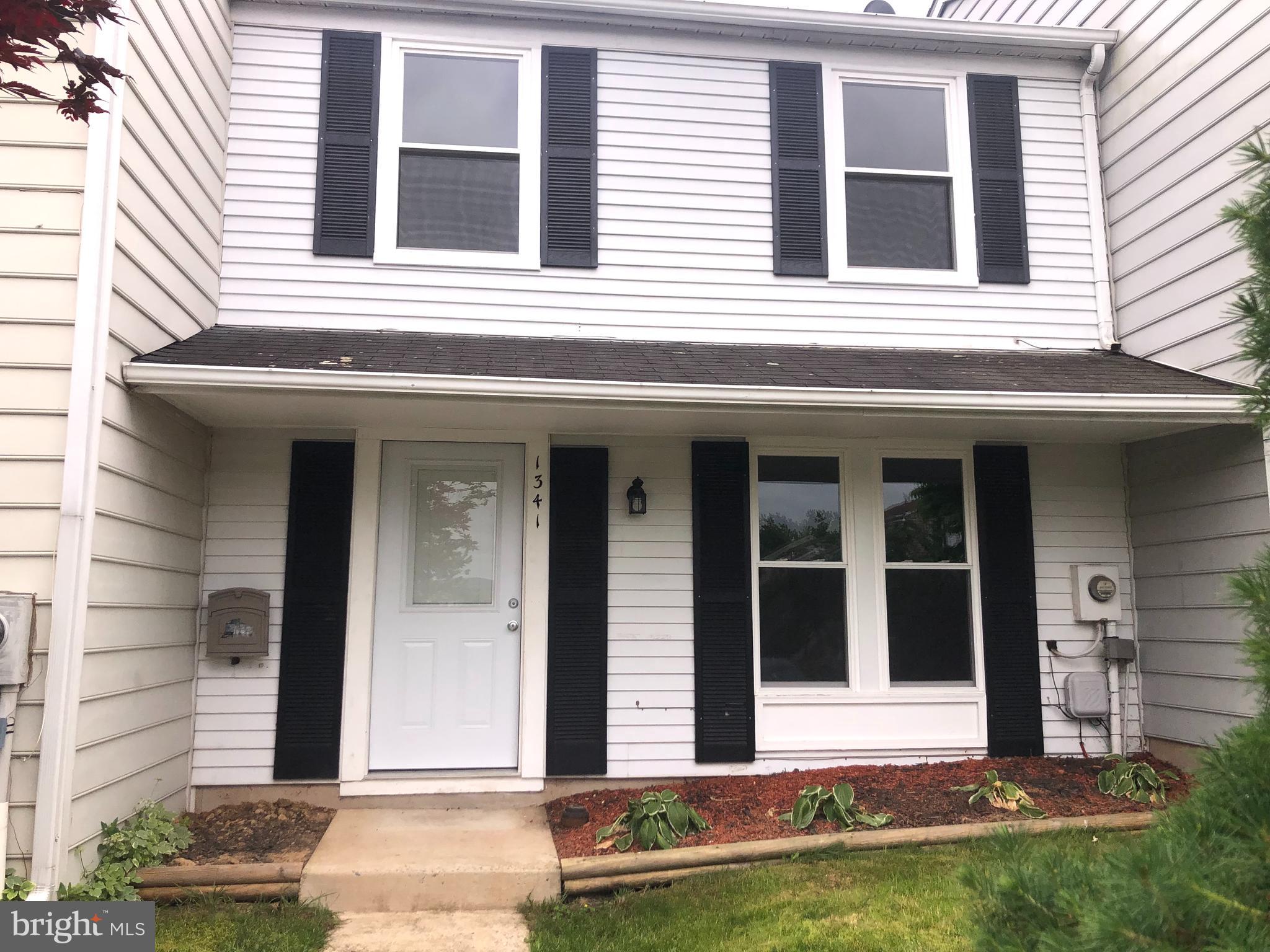 HILLCREST ORCHARDS - Residential