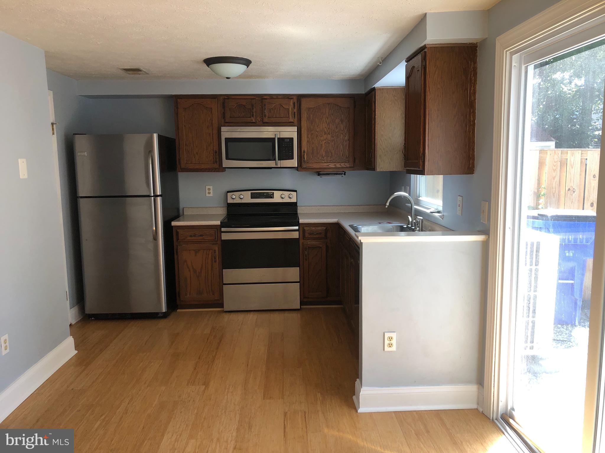 HILLCREST ORCHARDS - Residential