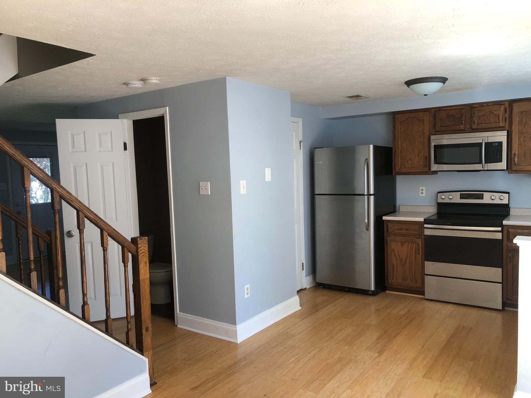 HILLCREST ORCHARDS - Residential