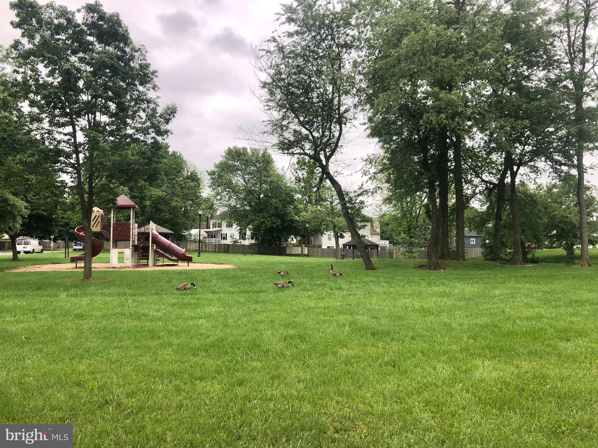 HILLCREST ORCHARDS - Residential