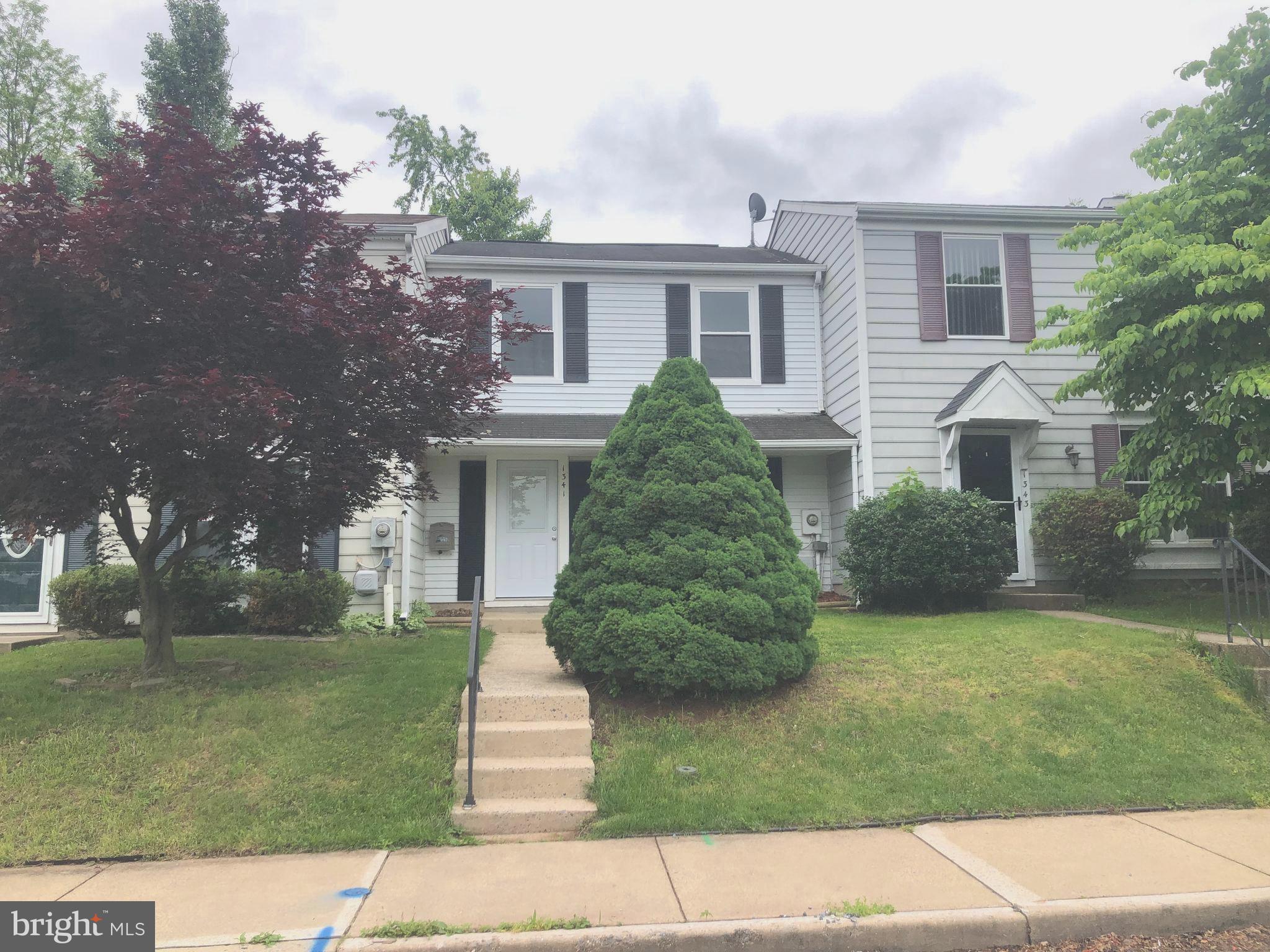 HILLCREST ORCHARDS - Residential