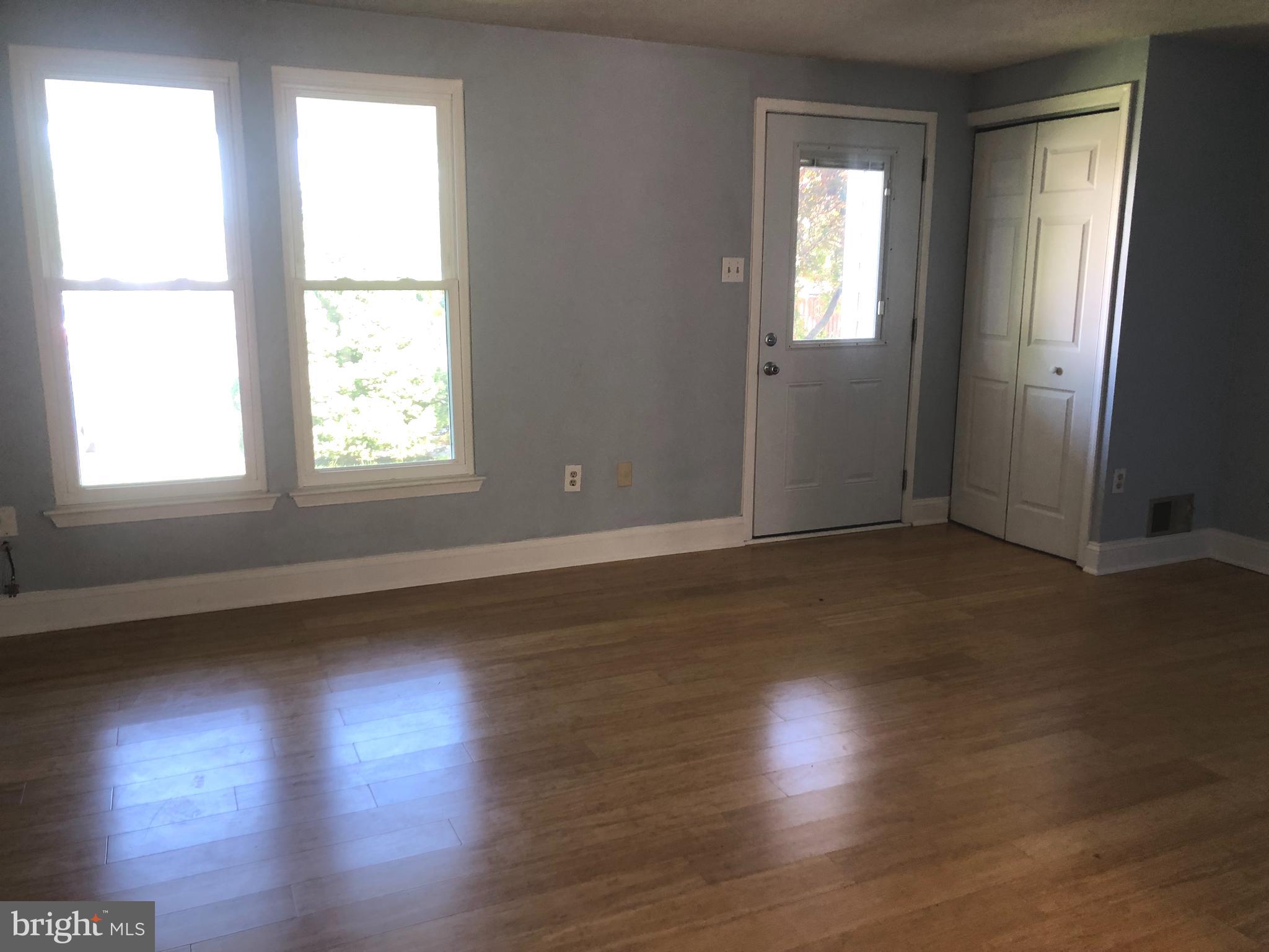 HILLCREST ORCHARDS - Residential