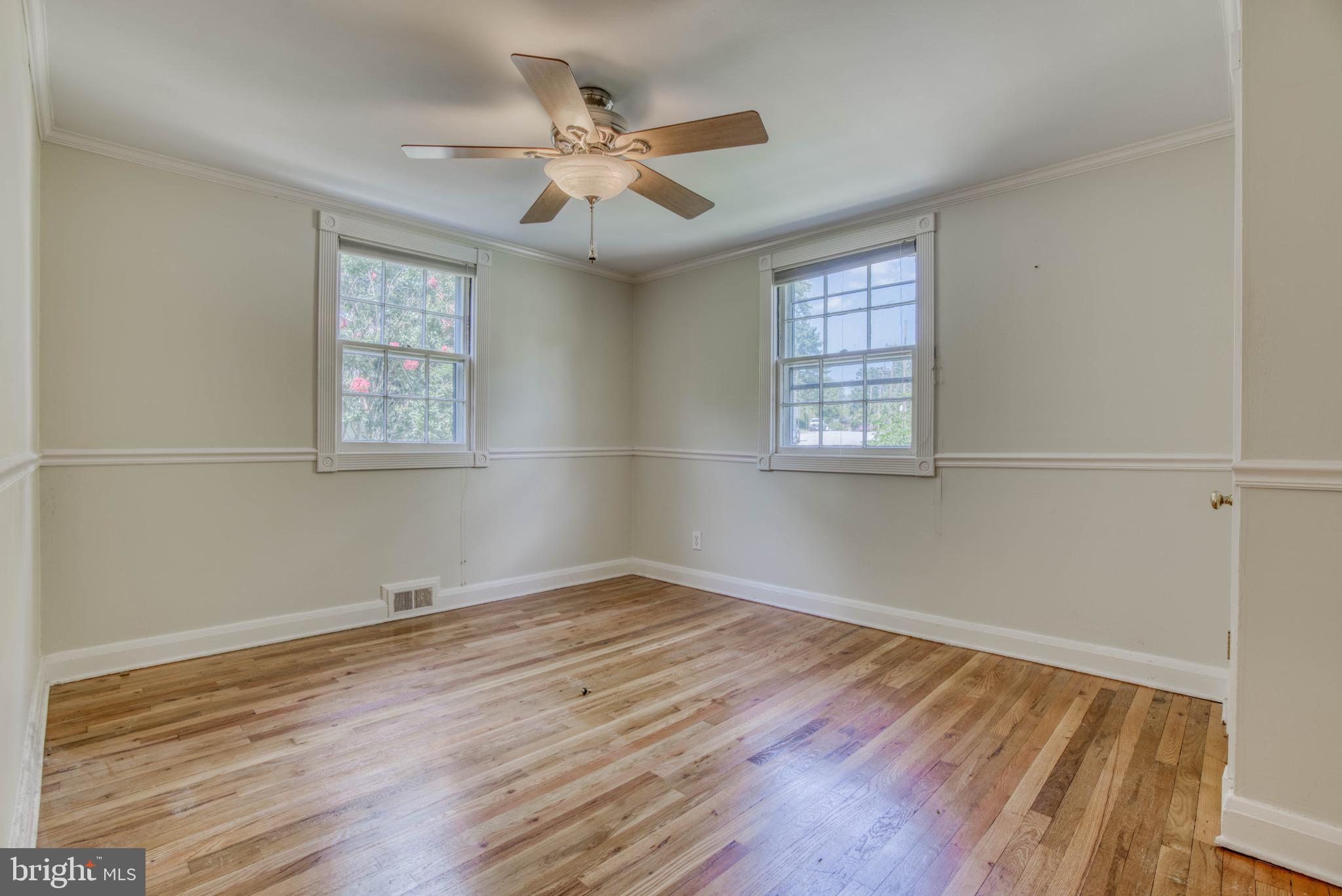 OLD HOMELAND - Residential Lease