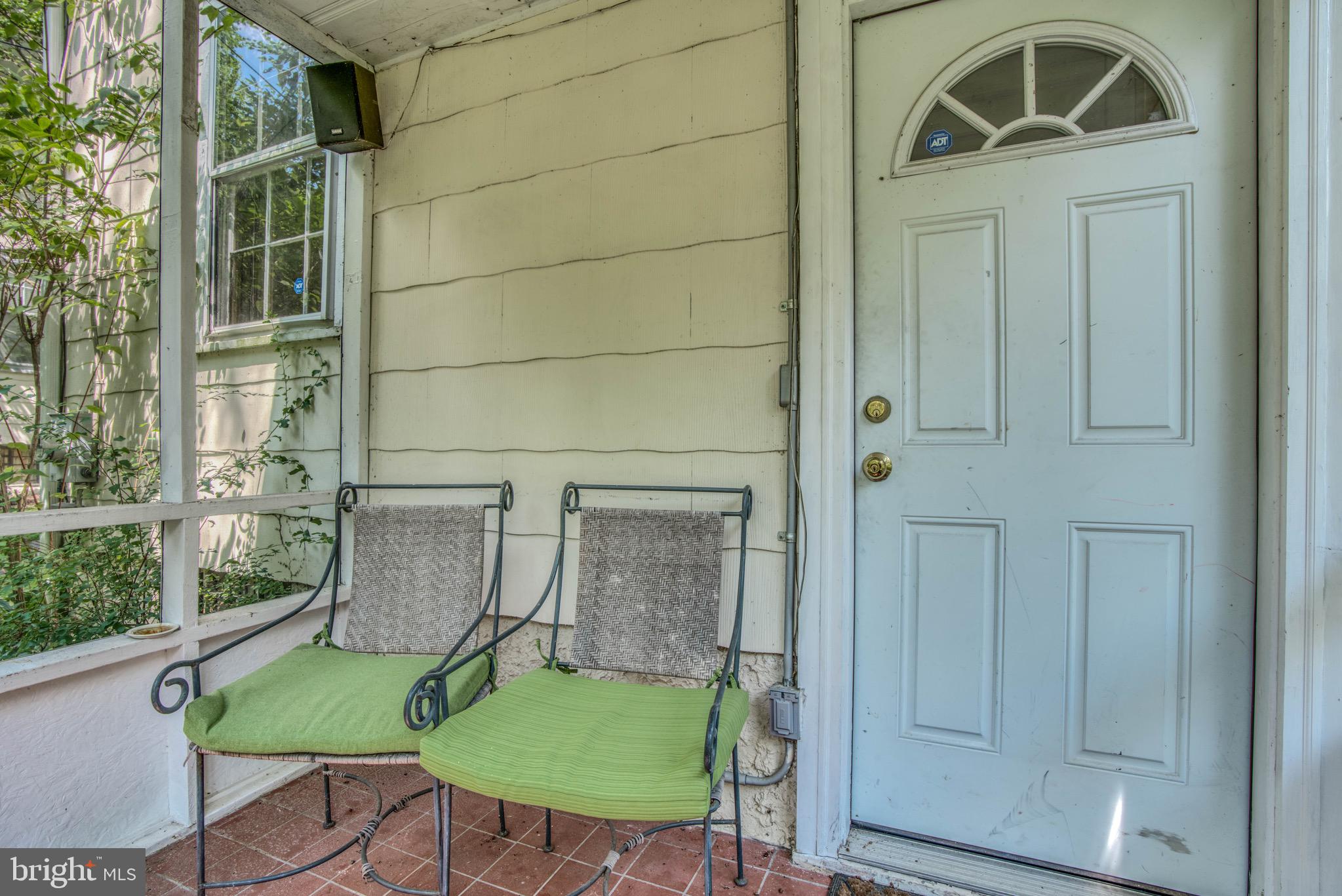 OLD HOMELAND - Residential Lease