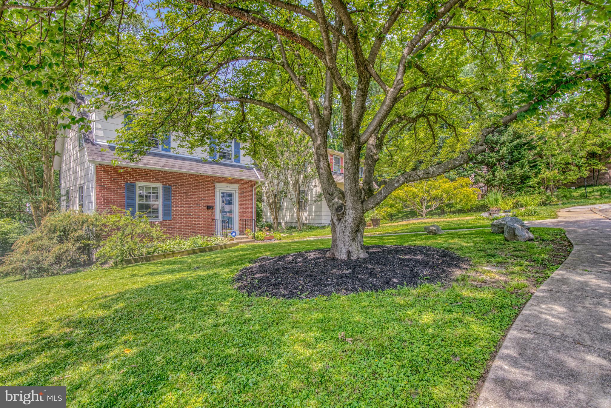 OLD HOMELAND - Residential Lease