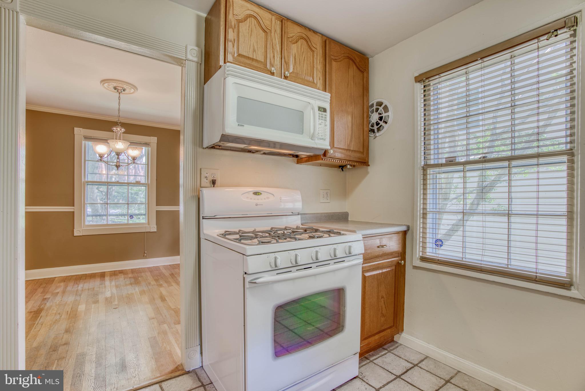 OLD HOMELAND - Residential Lease