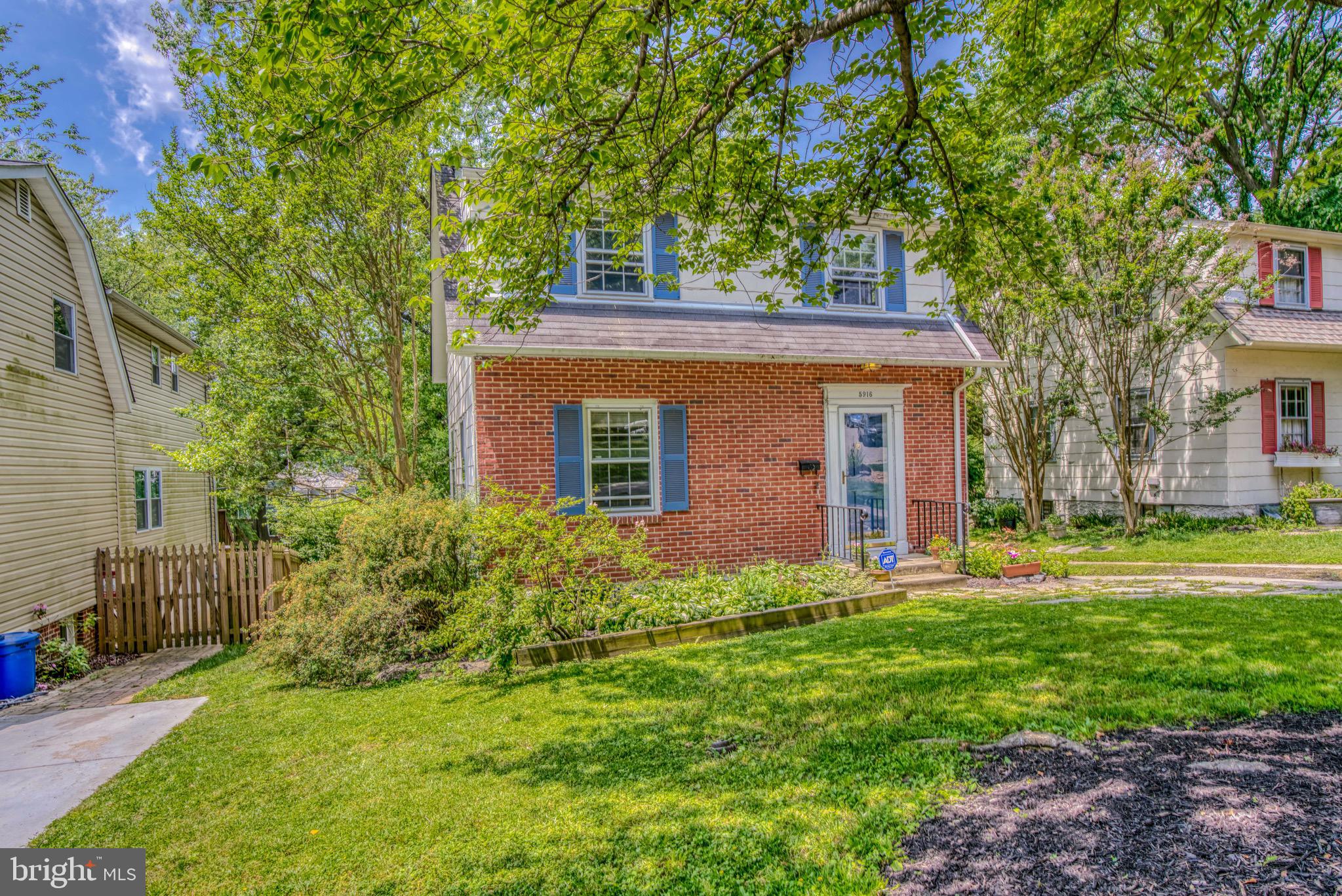 OLD HOMELAND - Residential Lease