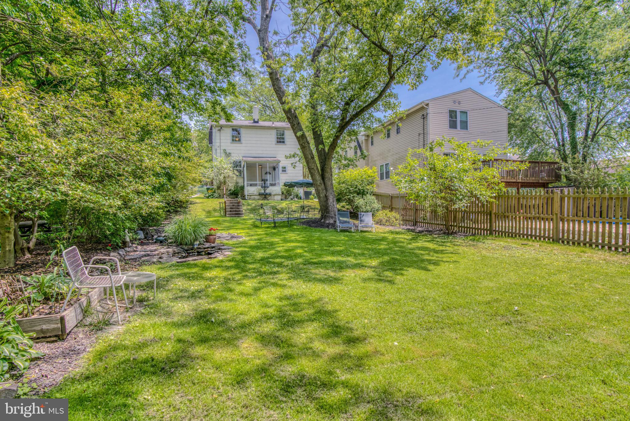 OLD HOMELAND - Residential Lease