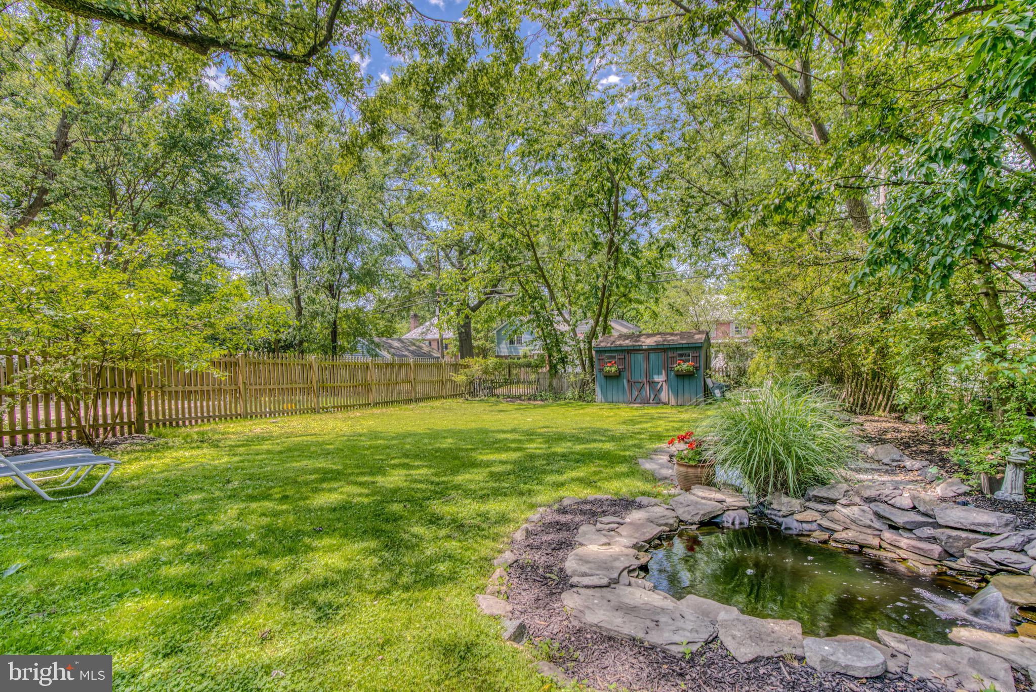 OLD HOMELAND - Residential Lease