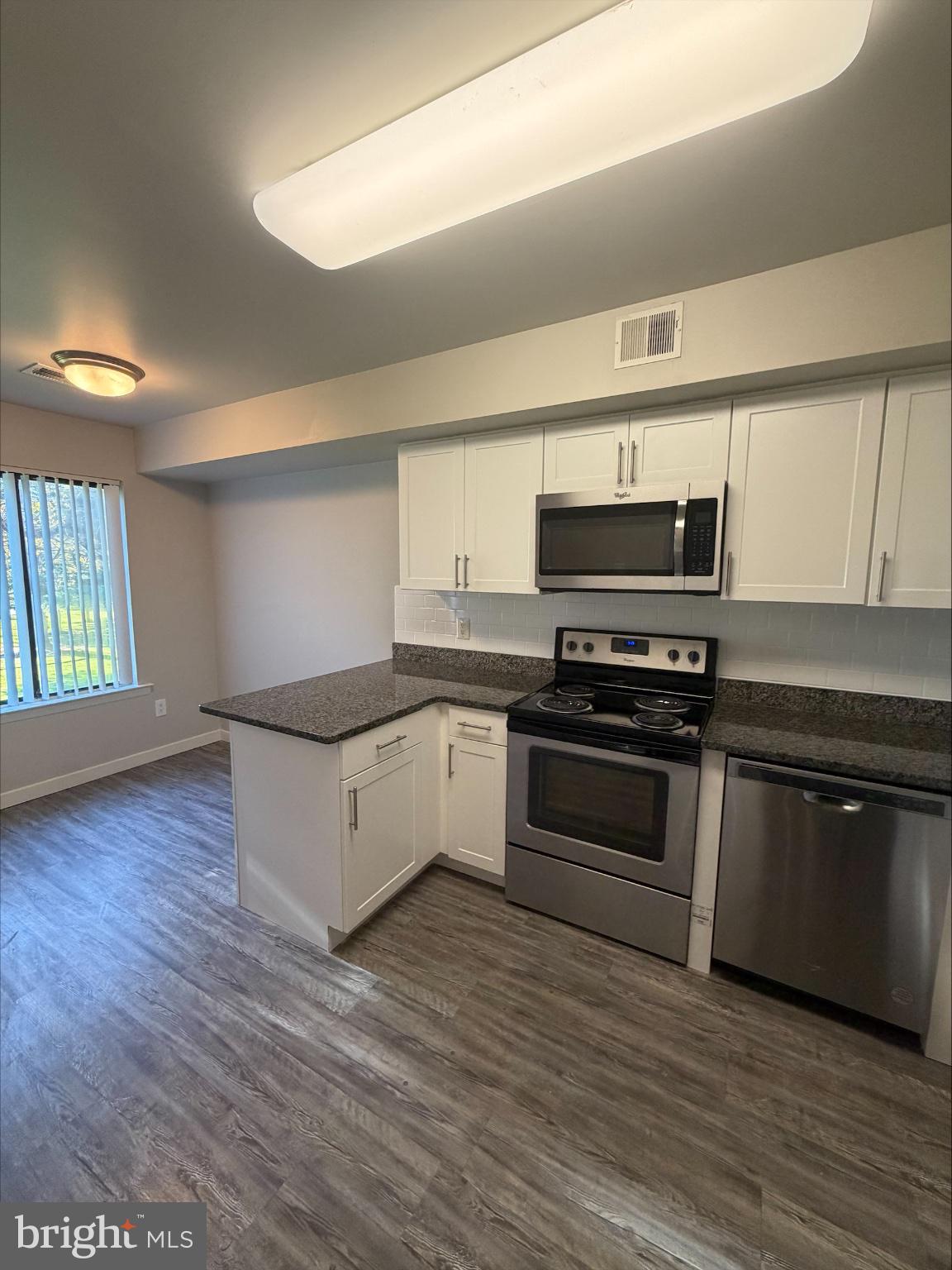 1560 WICK LANE #403