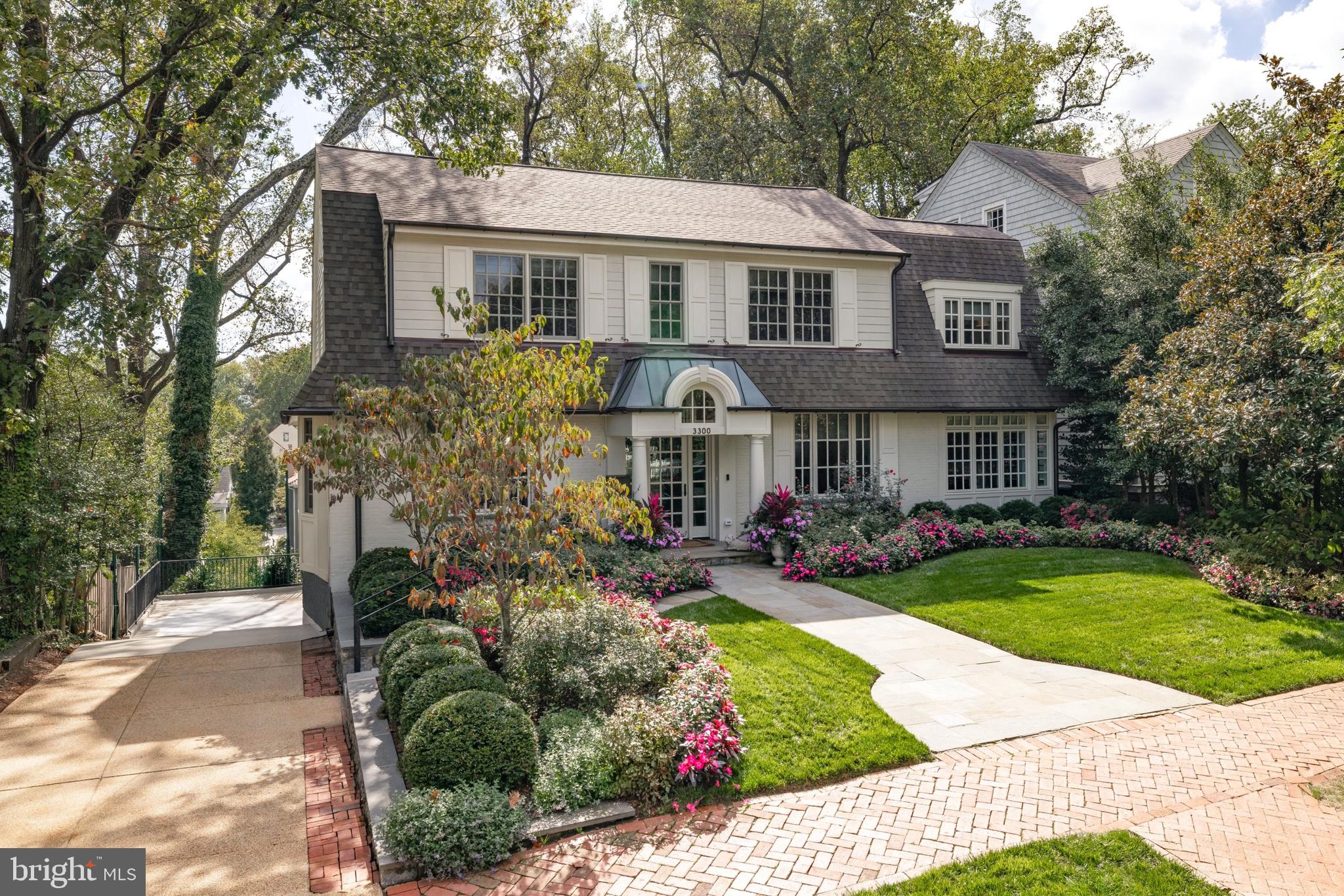 3300 NEWARK STREET NW