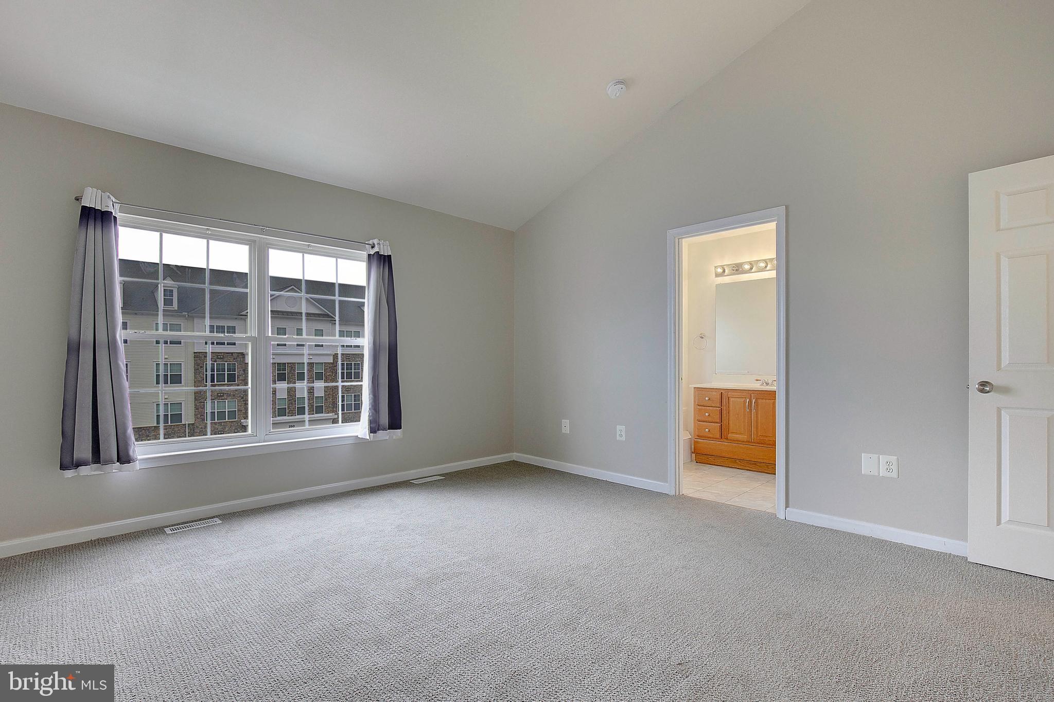 CHAPLINE PLACE - Residential