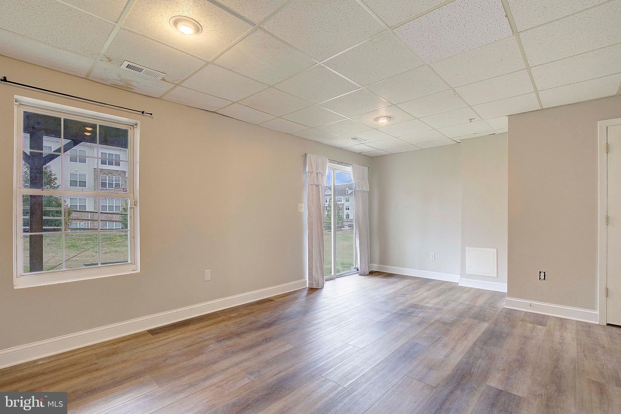 CHAPLINE PLACE - Residential