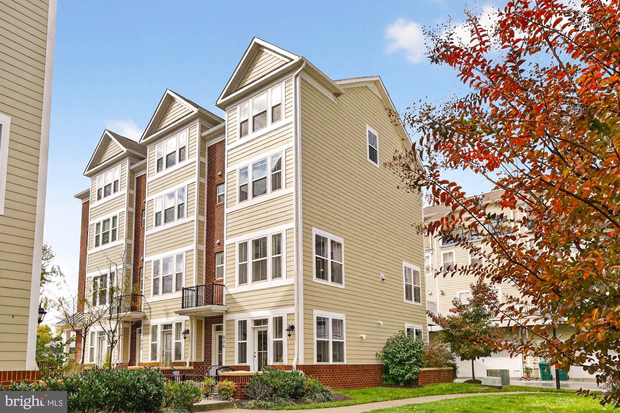 ANNAPOLIS TOWNES AT NEAL FARM - Residential