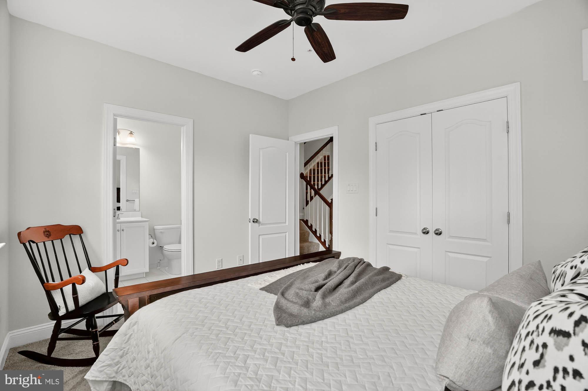 ANNAPOLIS TOWNES AT NEAL FARM - Residential