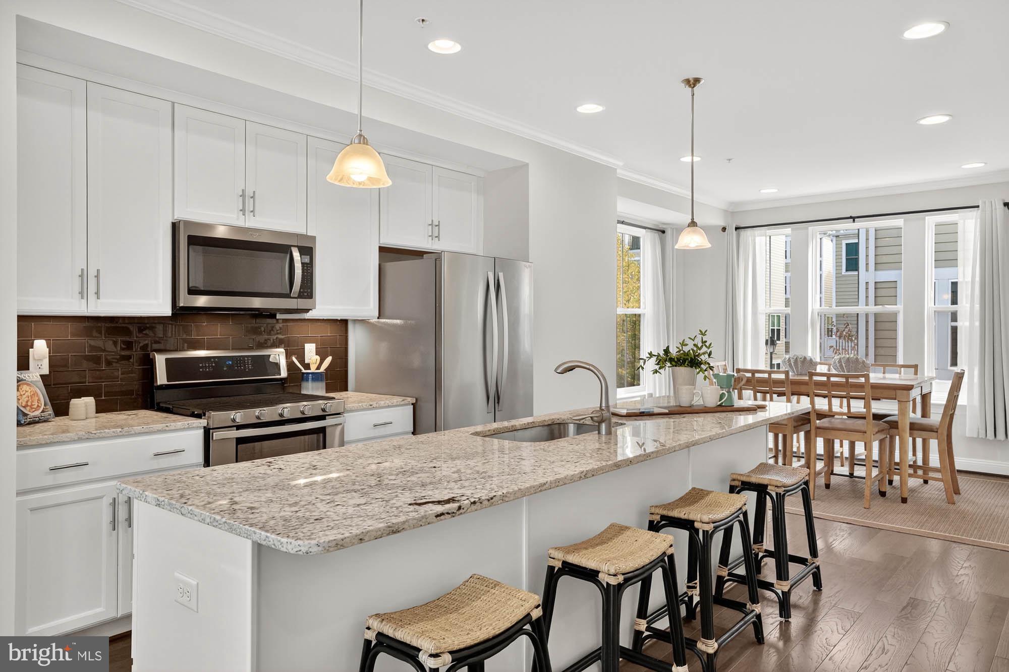 ANNAPOLIS TOWNES AT NEAL FARM - Residential