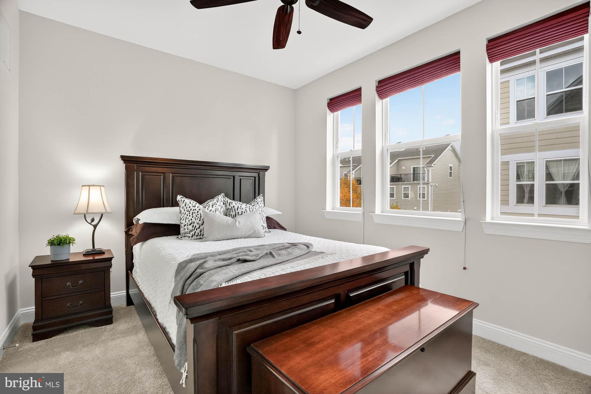 ANNAPOLIS TOWNES AT NEAL FARM - Residential