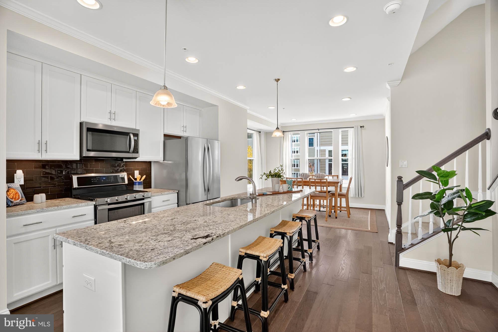 ANNAPOLIS TOWNES AT NEAL FARM - Residential