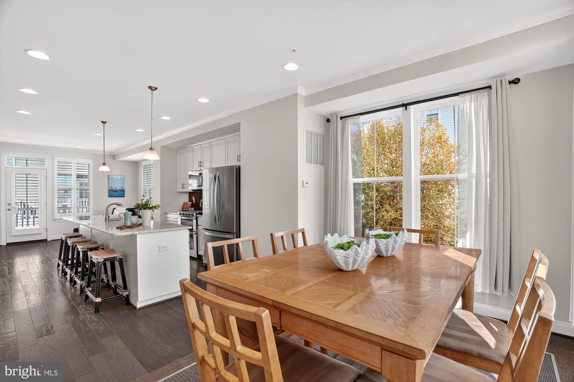 ANNAPOLIS TOWNES AT NEAL FARM - Residential