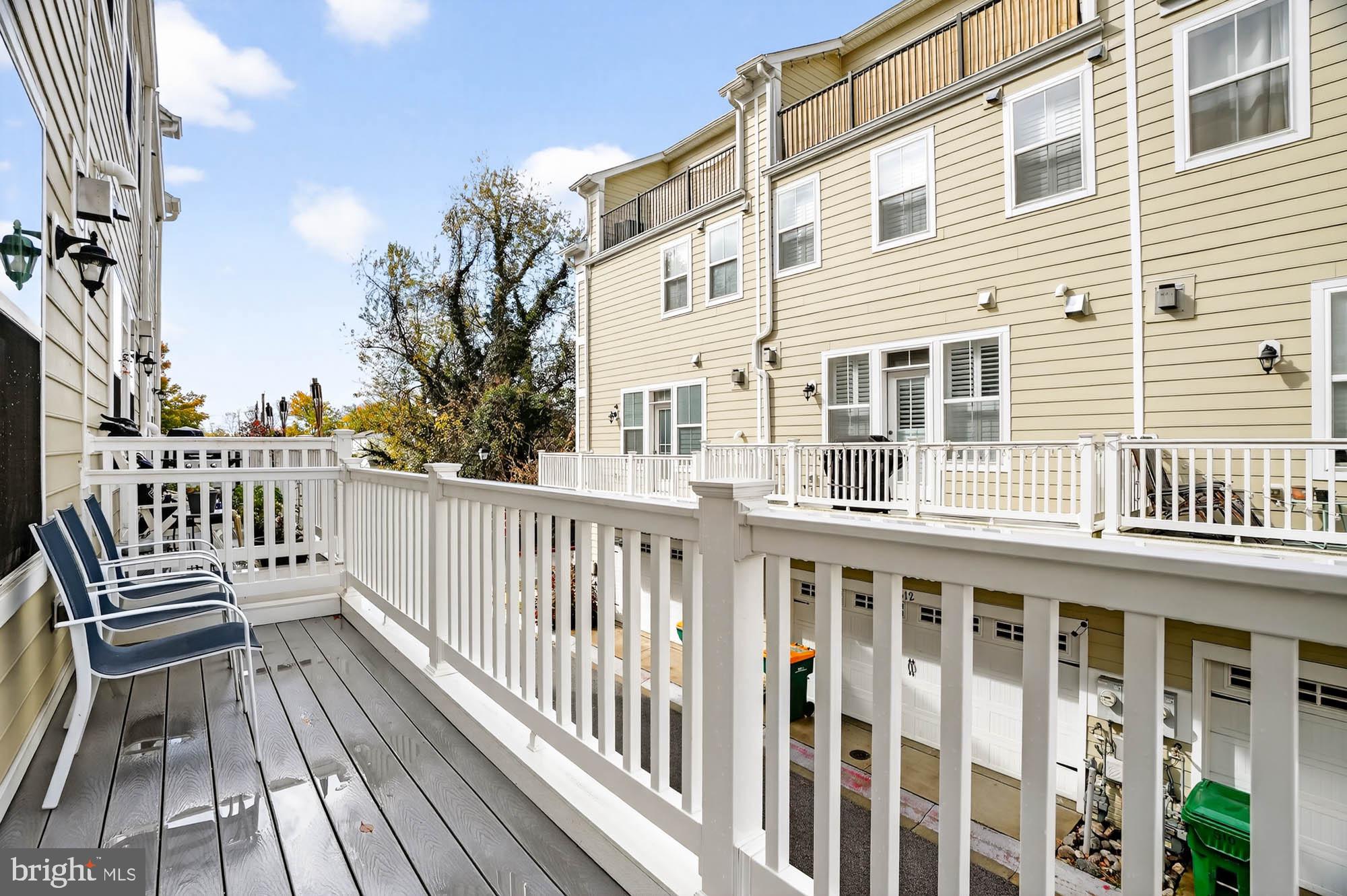 ANNAPOLIS TOWNES AT NEAL FARM - Residential