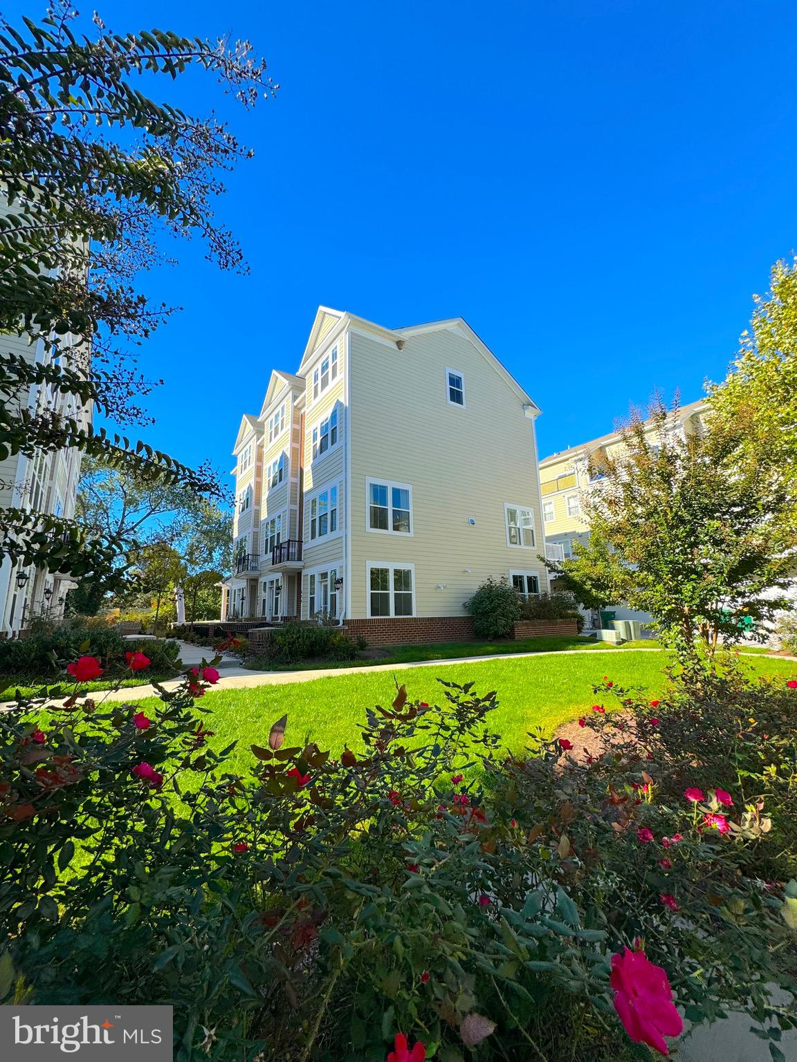 606 JAMES WALKER PLACE