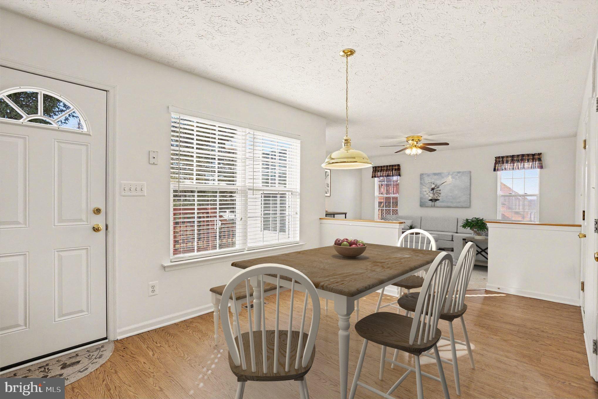 CONSTANT FRIENDSHIP - Residential