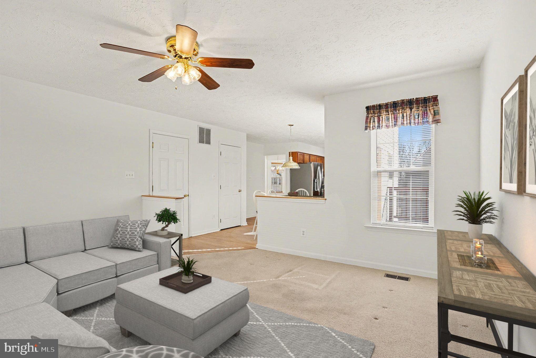 CONSTANT FRIENDSHIP - Residential