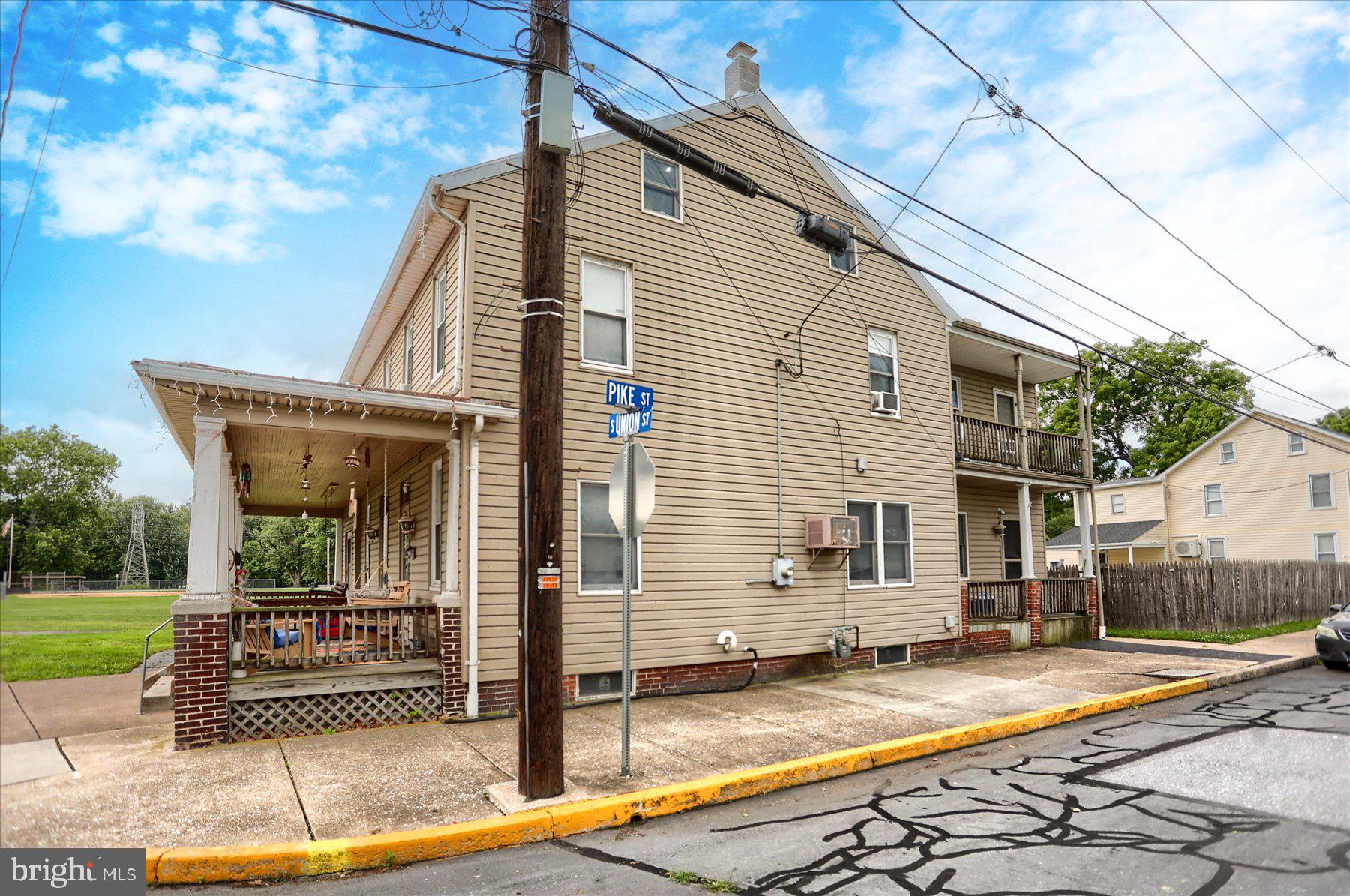 701 & 703 S UNION STREET