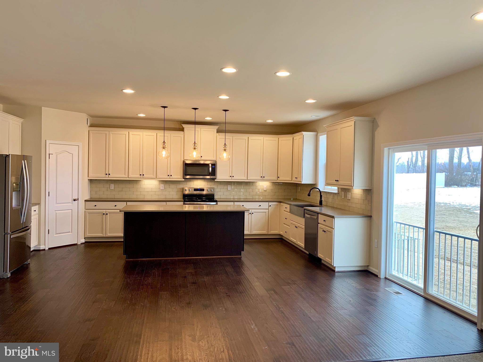 SPRINGDALE FARM - Residential