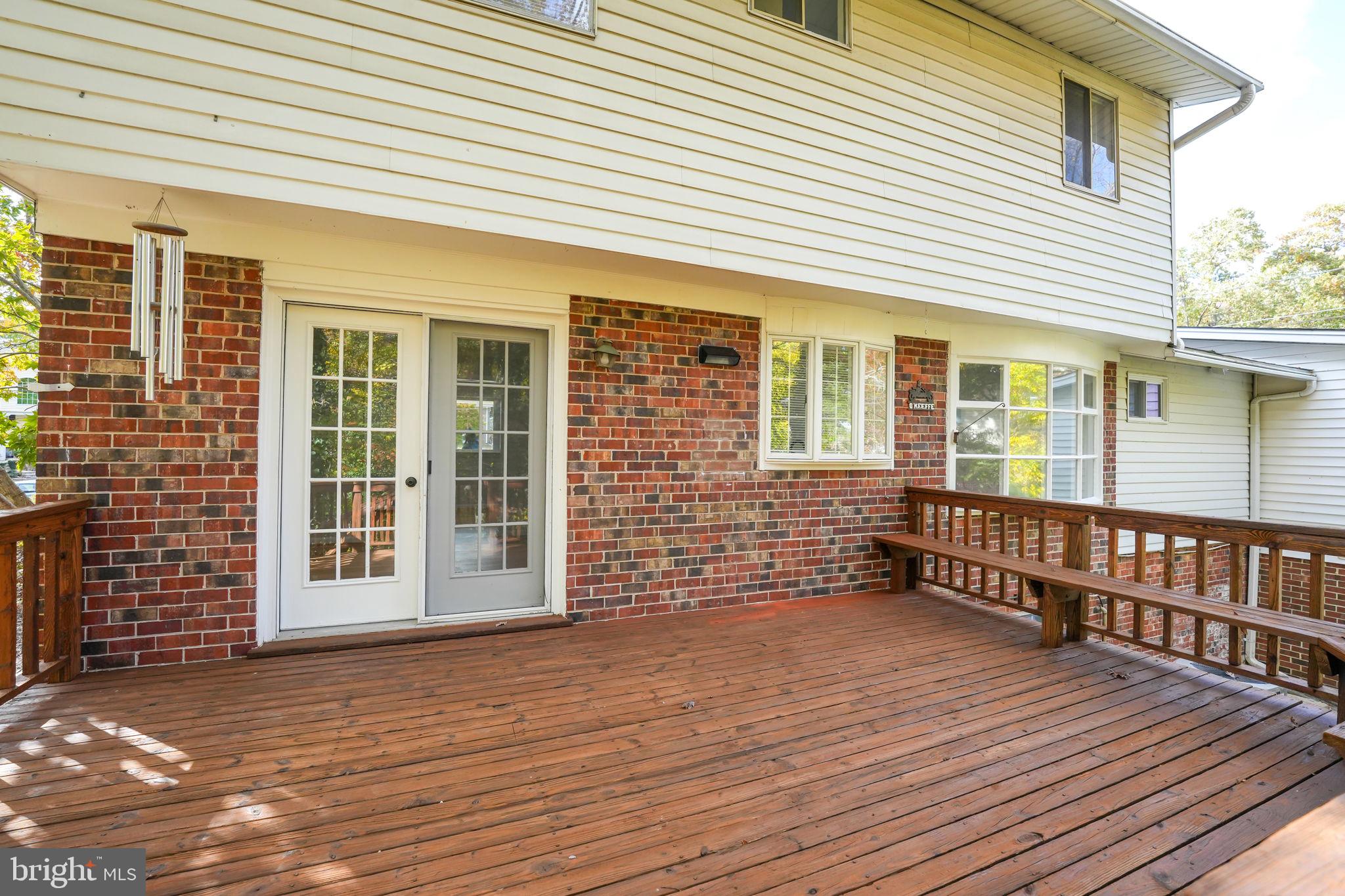 WEST SPRINGFIELD VILLAGE - Residential Lease