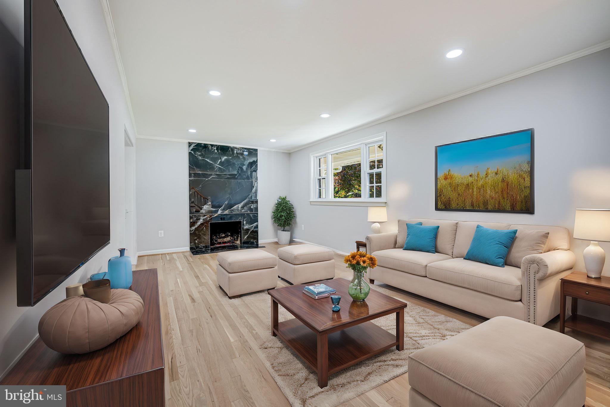 WEST SPRINGFIELD VILLAGE - Residential Lease