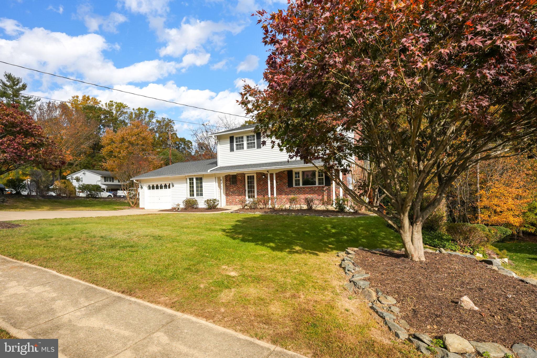 WEST SPRINGFIELD VILLAGE - Residential Lease