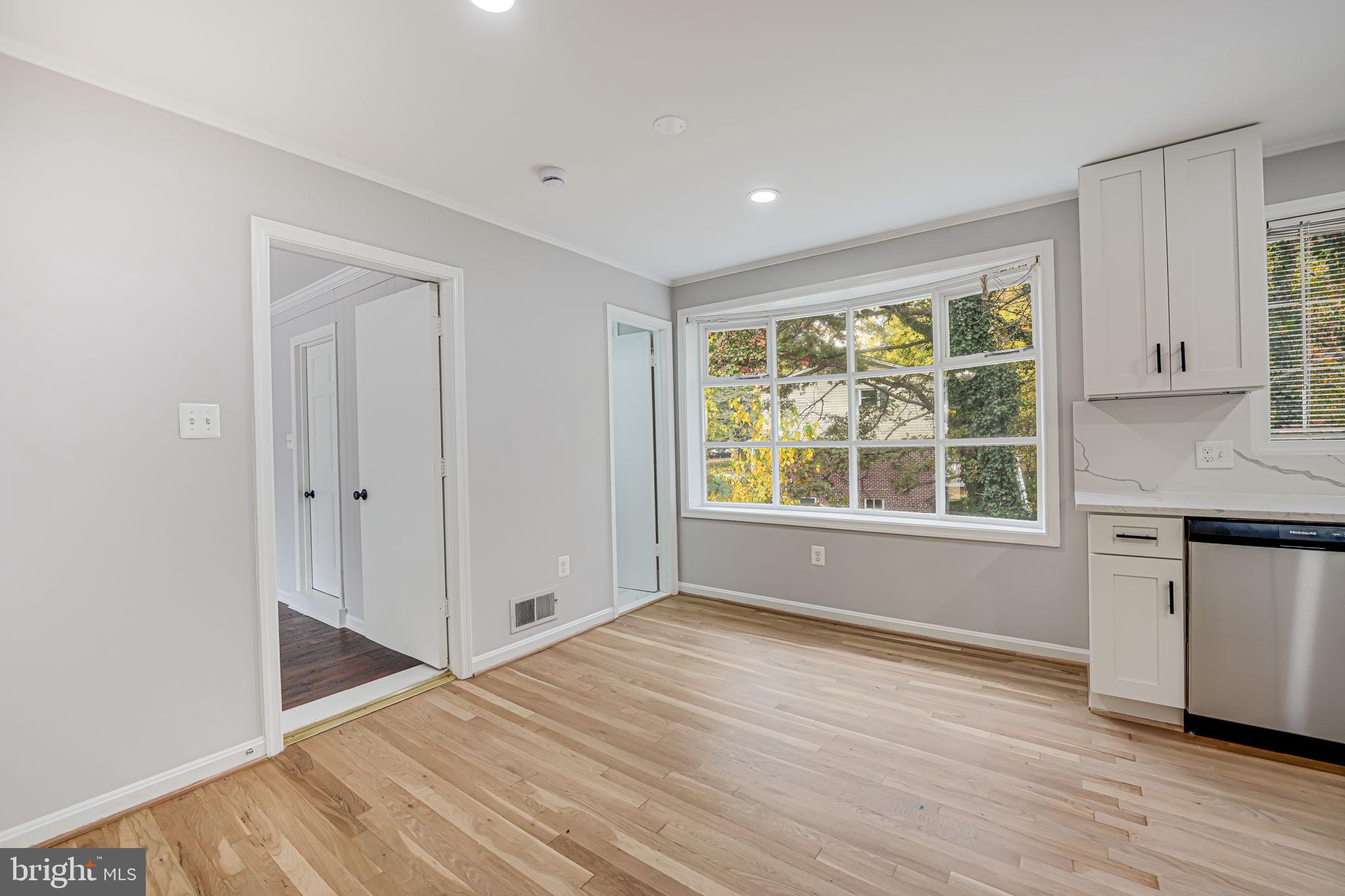 WEST SPRINGFIELD VILLAGE - Residential Lease