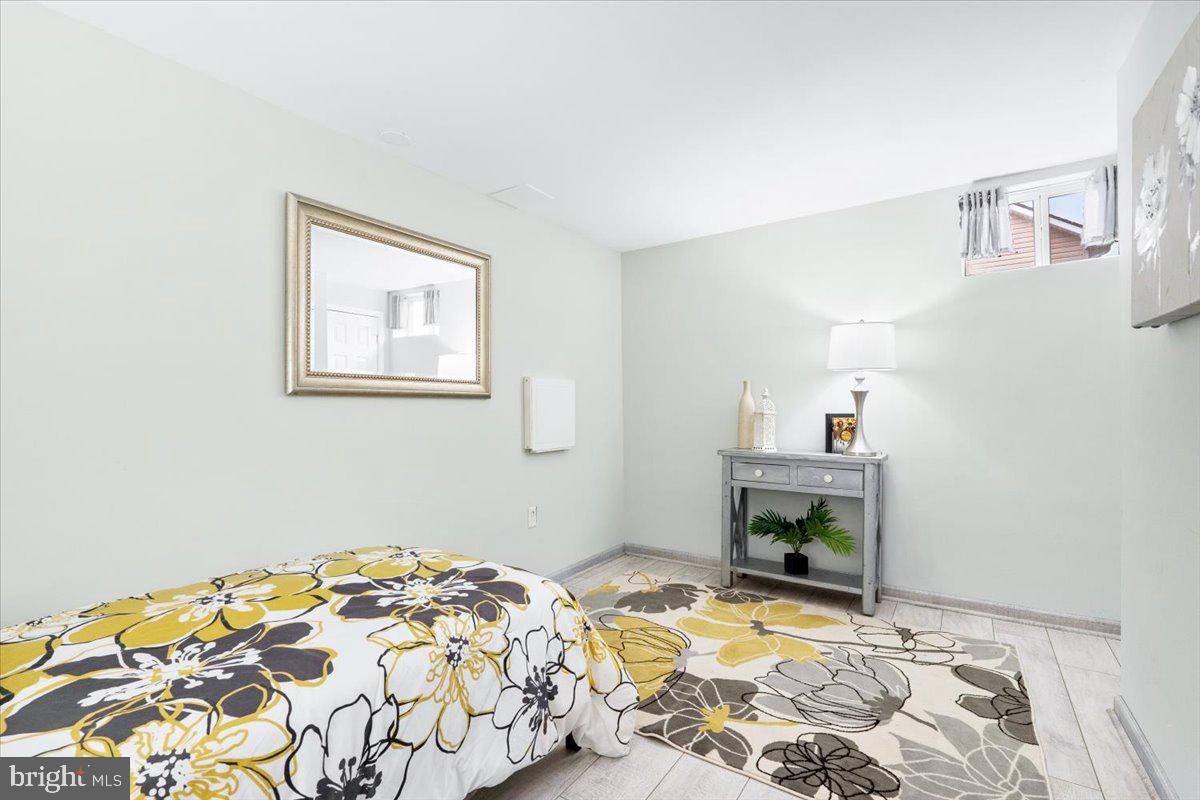 HAMMONDS MILL - Residential