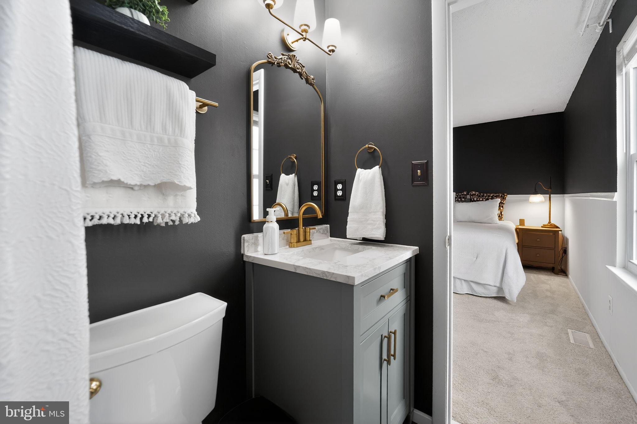 LINTHICUM HILLS - Residential