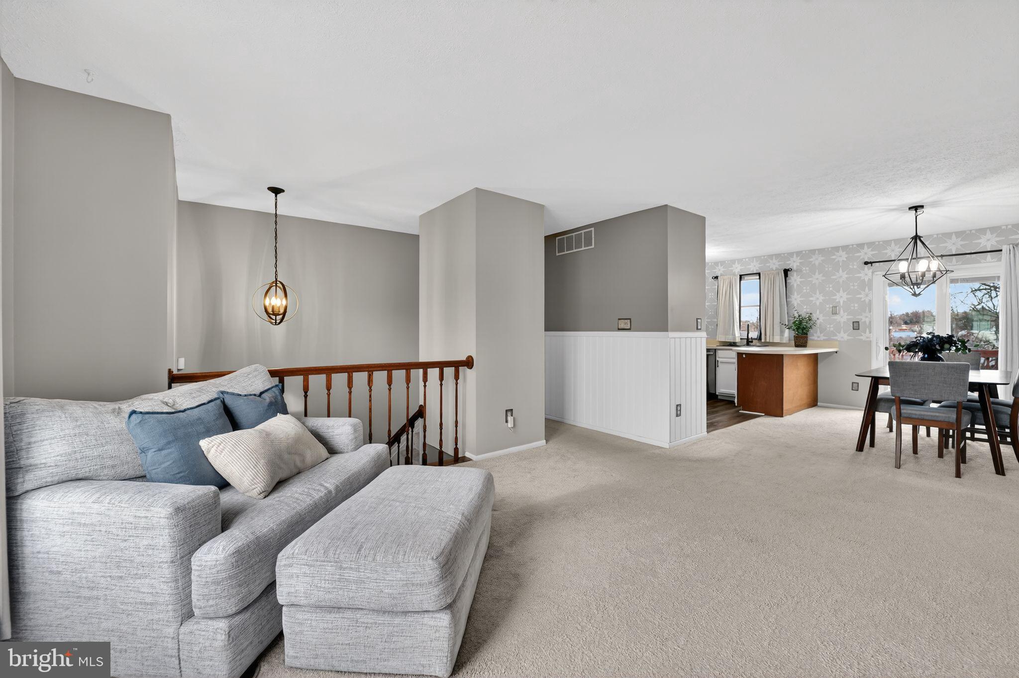 LINTHICUM HILLS - Residential