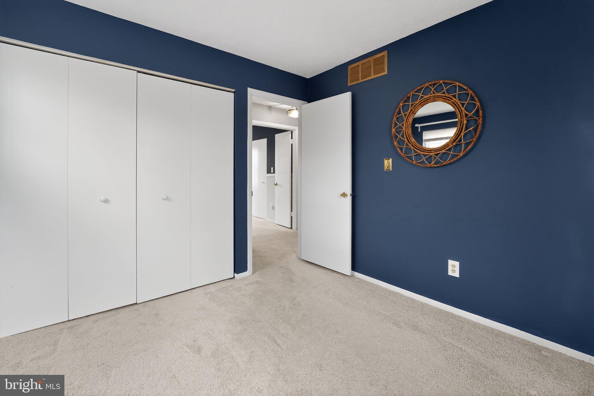 LINTHICUM HILLS - Residential