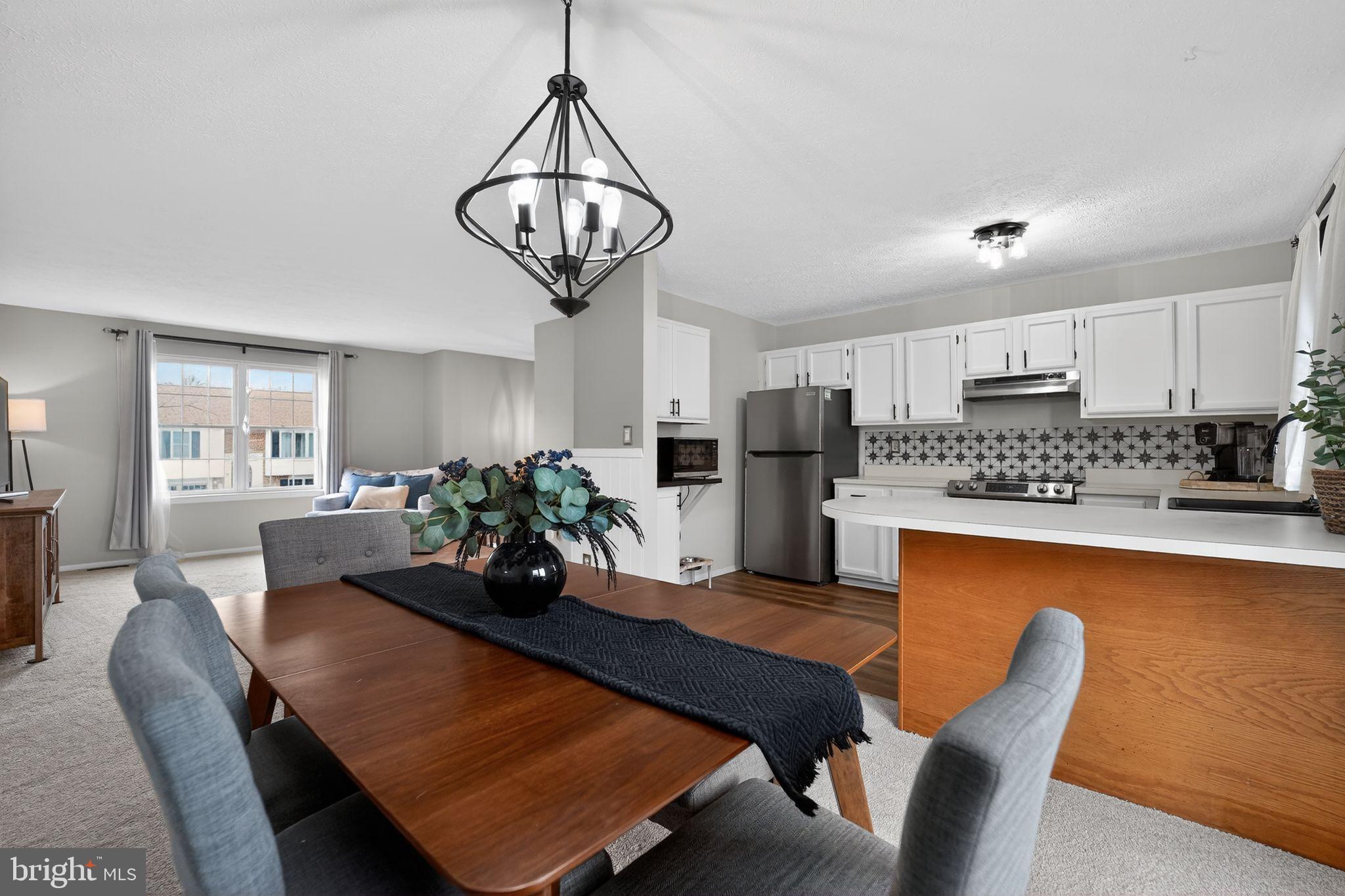 LINTHICUM HILLS - Residential