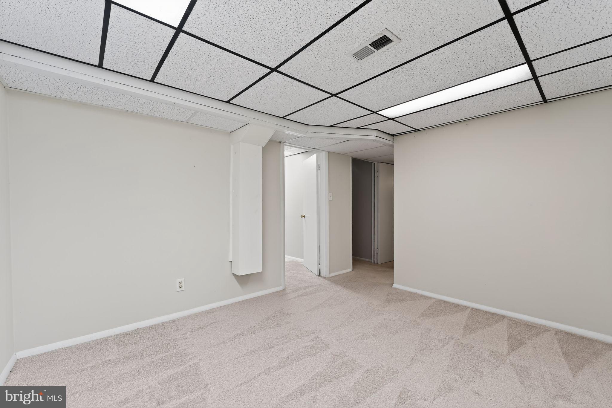 LINTHICUM HILLS - Residential