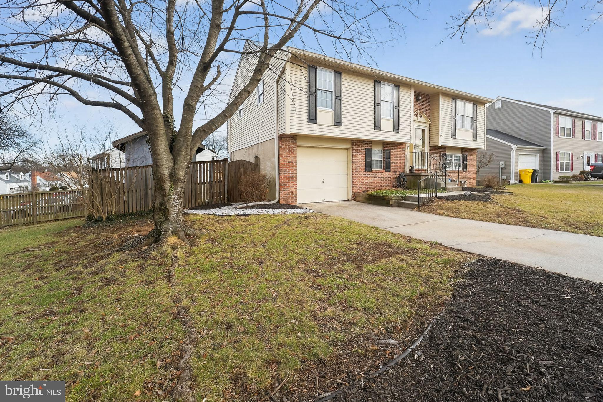 LINTHICUM HILLS - Residential