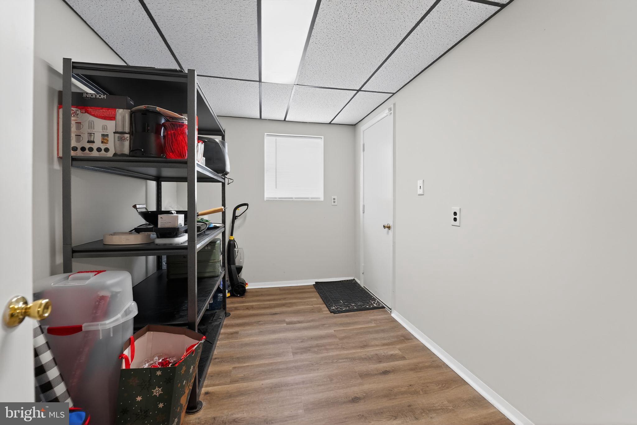 LINTHICUM HILLS - Residential