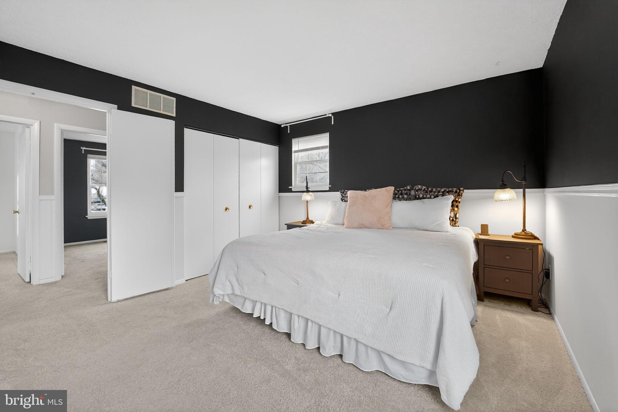 LINTHICUM HILLS - Residential