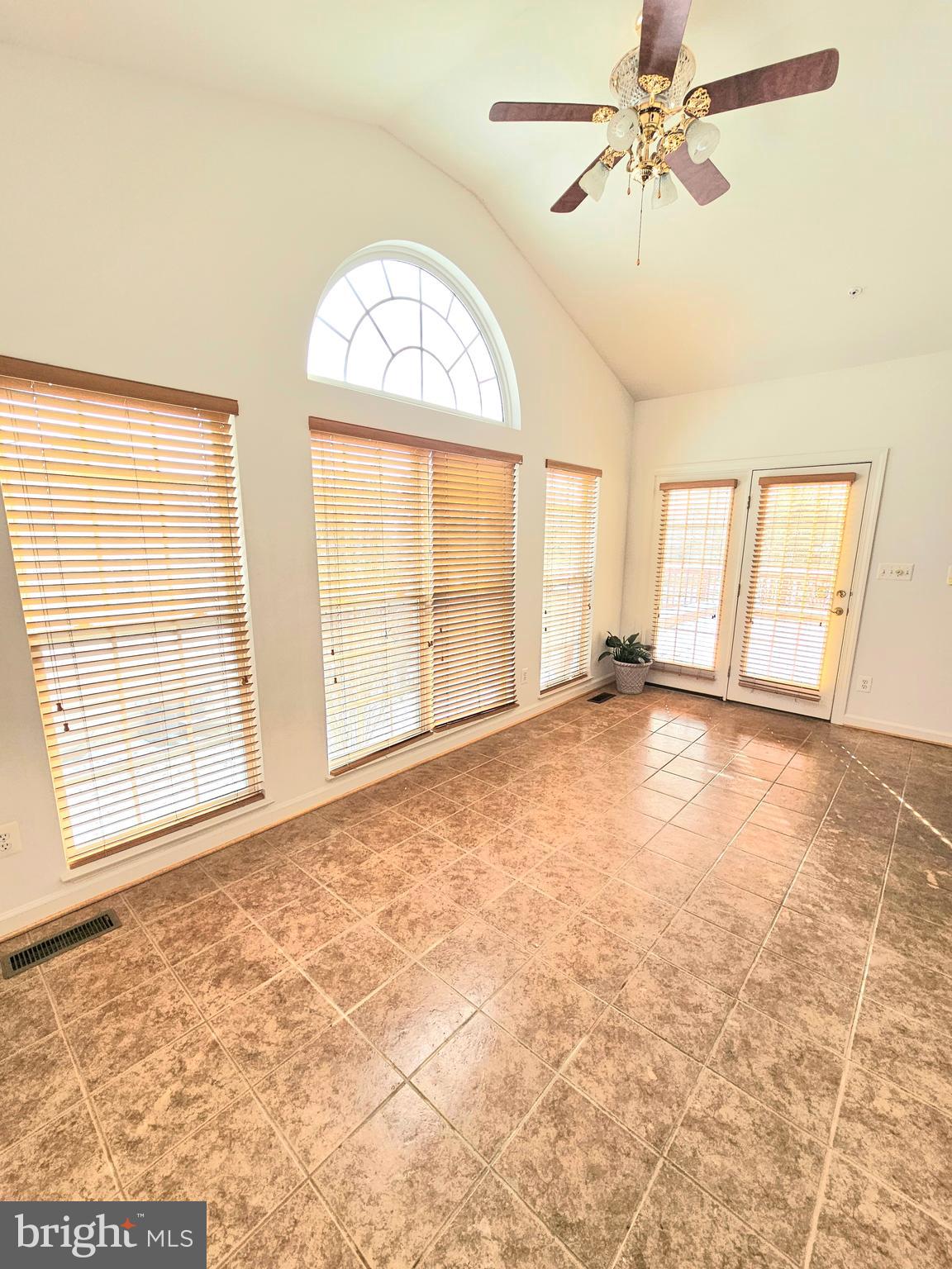 POTOMAC RIDGE-PLAT 1> - Residential