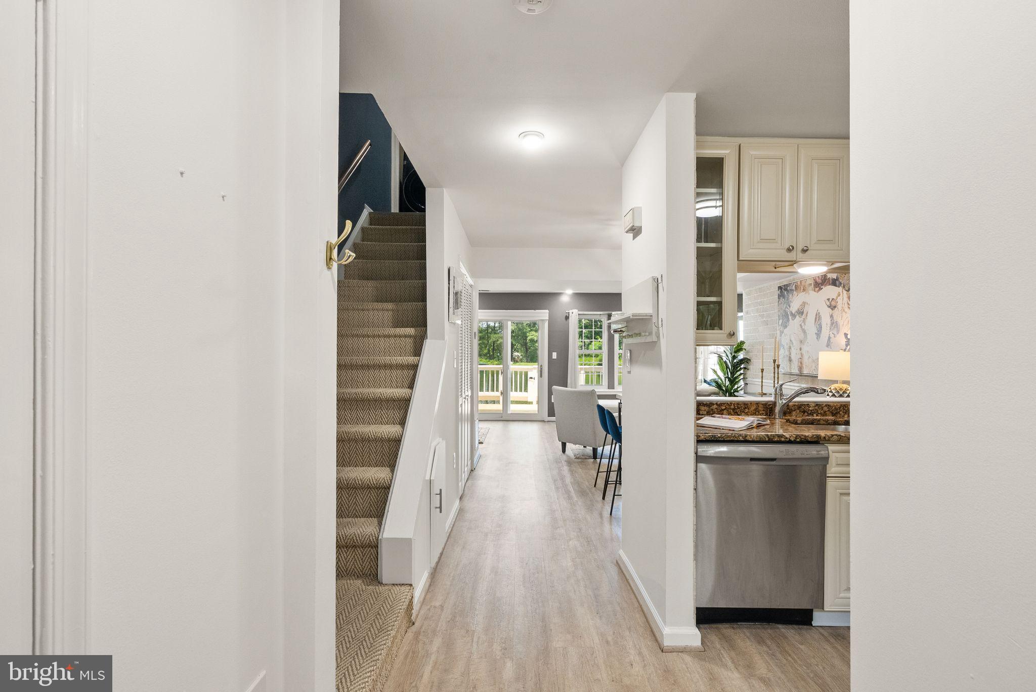 3342 LAKESIDE VIEW DRIVE 4-2