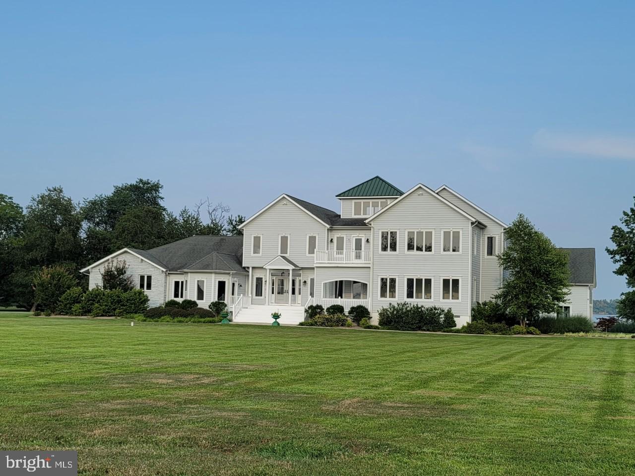 BENNETT POINT - Residential