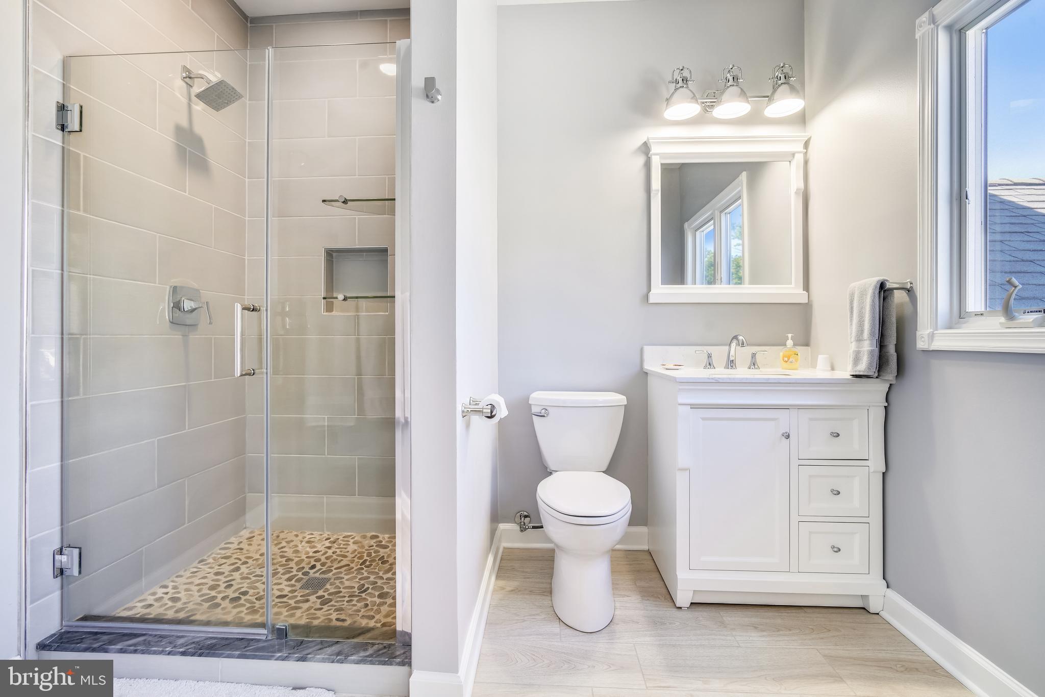 BENNETT POINT - Residential