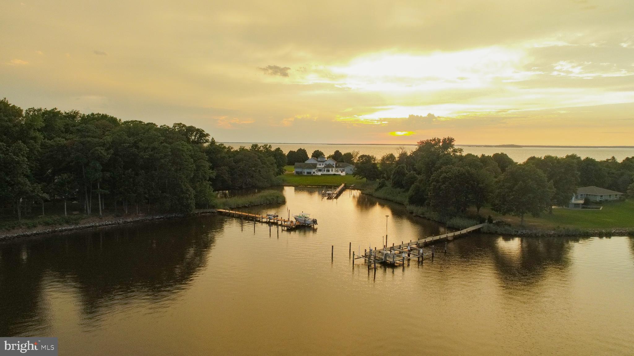 BENNETT POINT - Residential